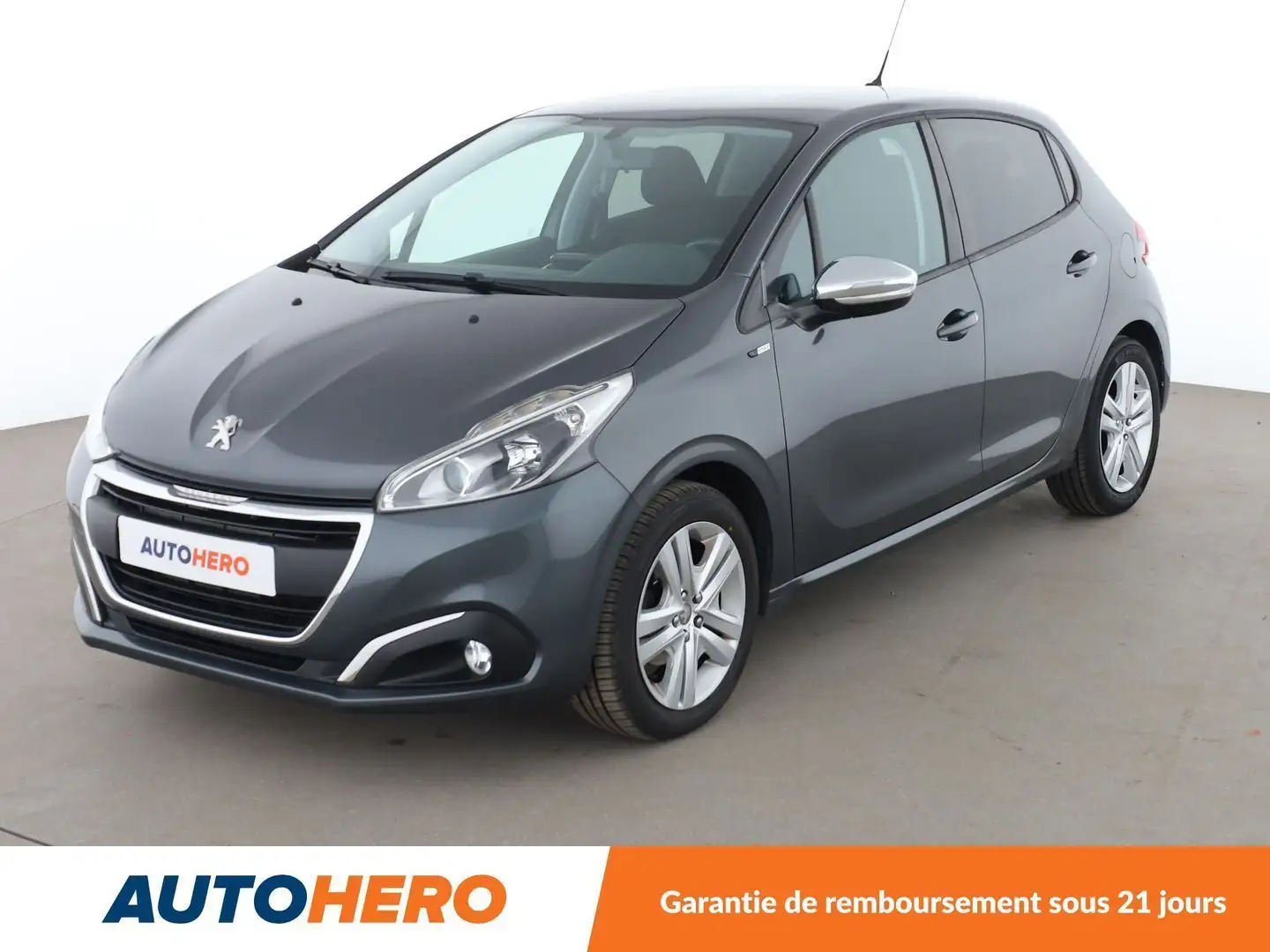 Peugeot 208 1.2 PureTech Style Gris - 1