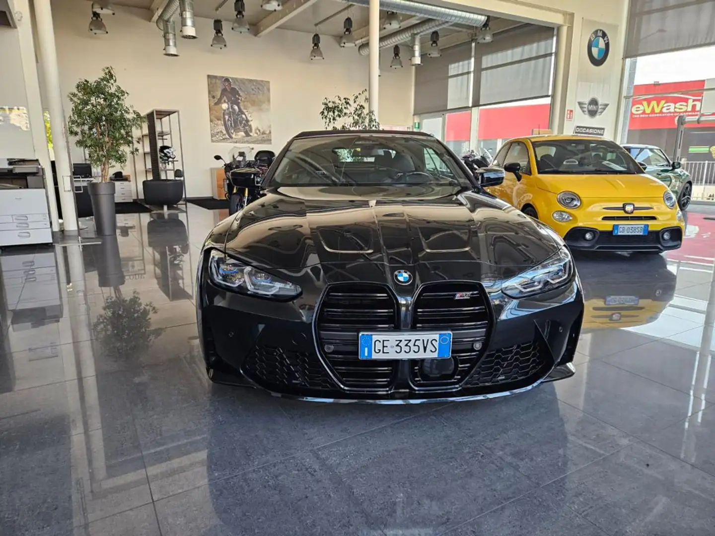 BMW M4 Competition M xDrive Cabrio Nero - 1