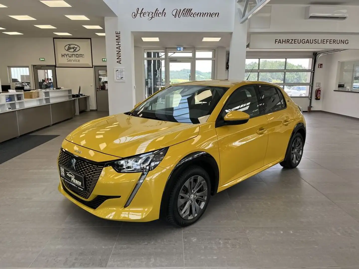 Peugeot 208 Peugeot (e-) 50kWh Allure Pack*3-phasig Laden* Gelb - 2