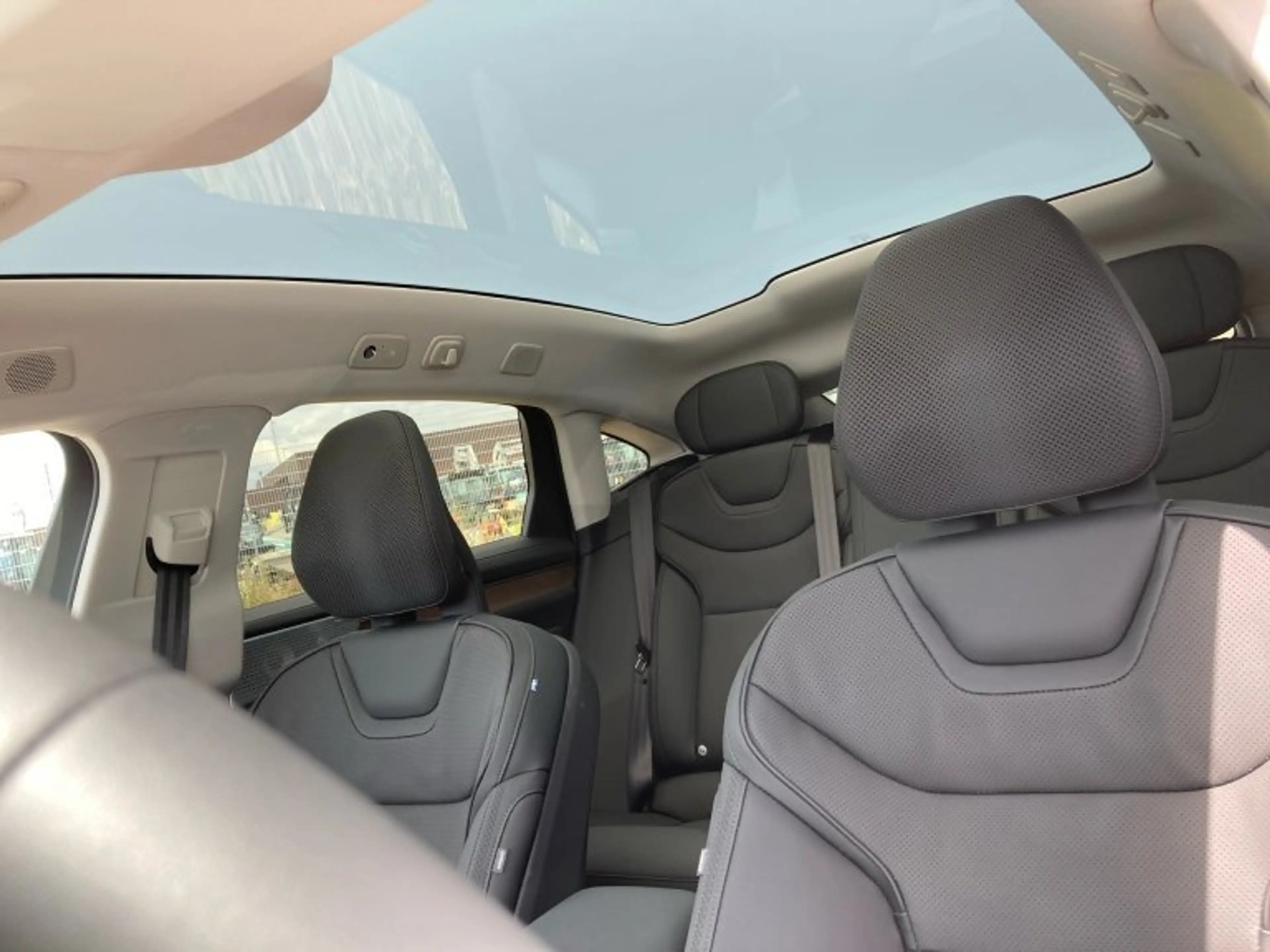 Volvo ES90 Ultra, Single Motor Extended Range, Vollelektrisch — photo 15