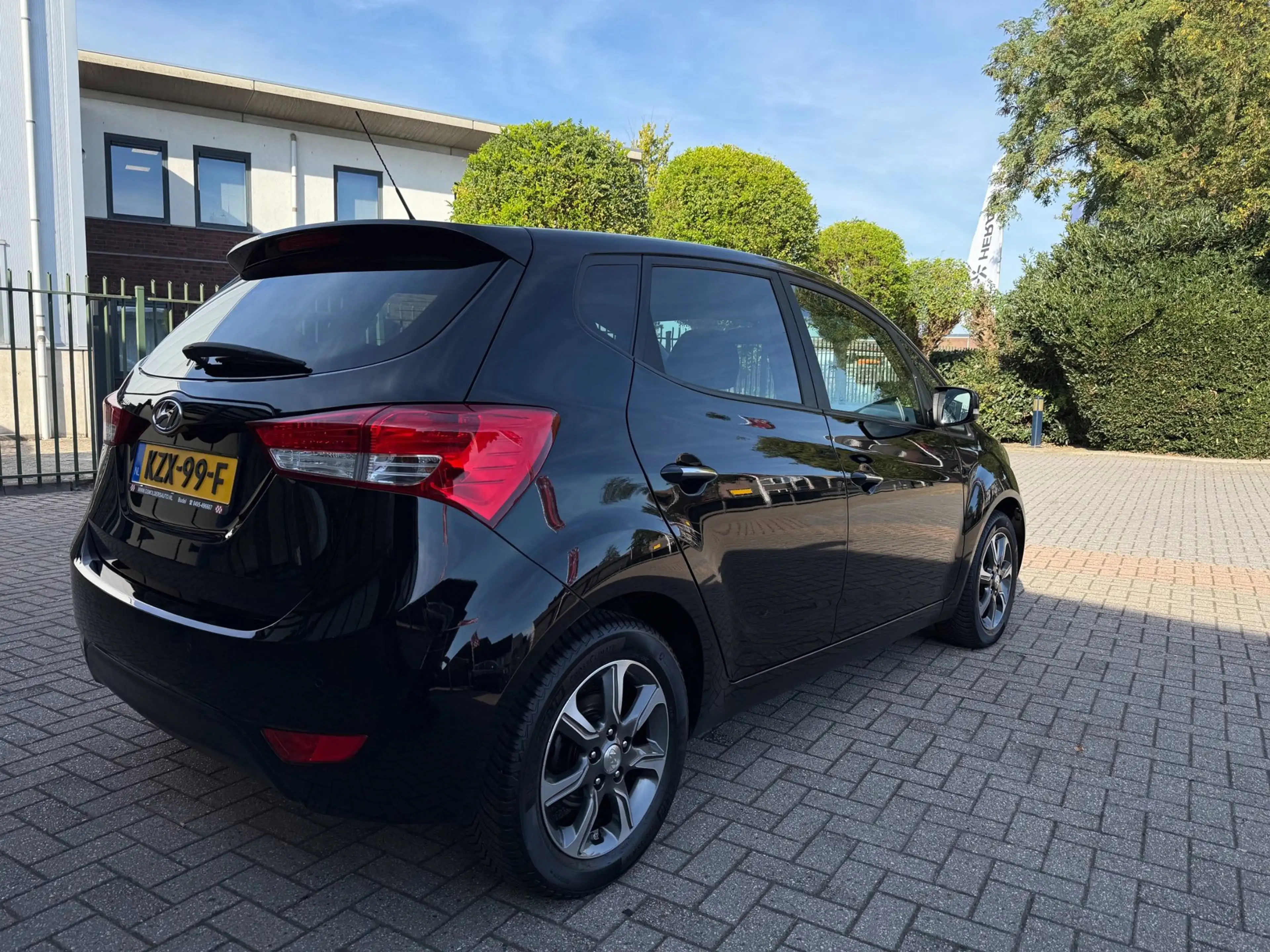 Hyundai iX20 1.4, Clima, Cruise Control, Navigatie, Achteruitri — photo 4