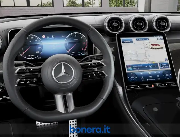 Mercedes-Benz 220 view 5