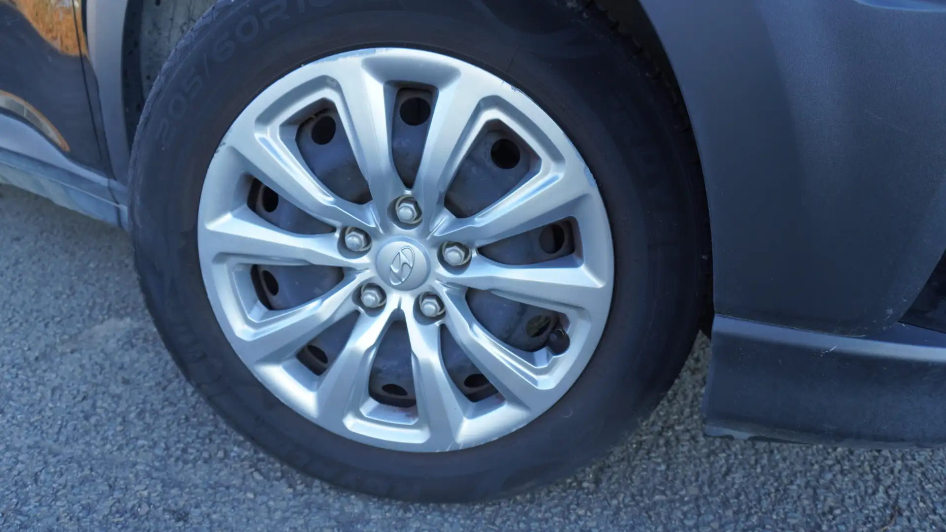 Hyundai KONA 1.0 T-GDi AIR 120 M6 Schwarz - 2