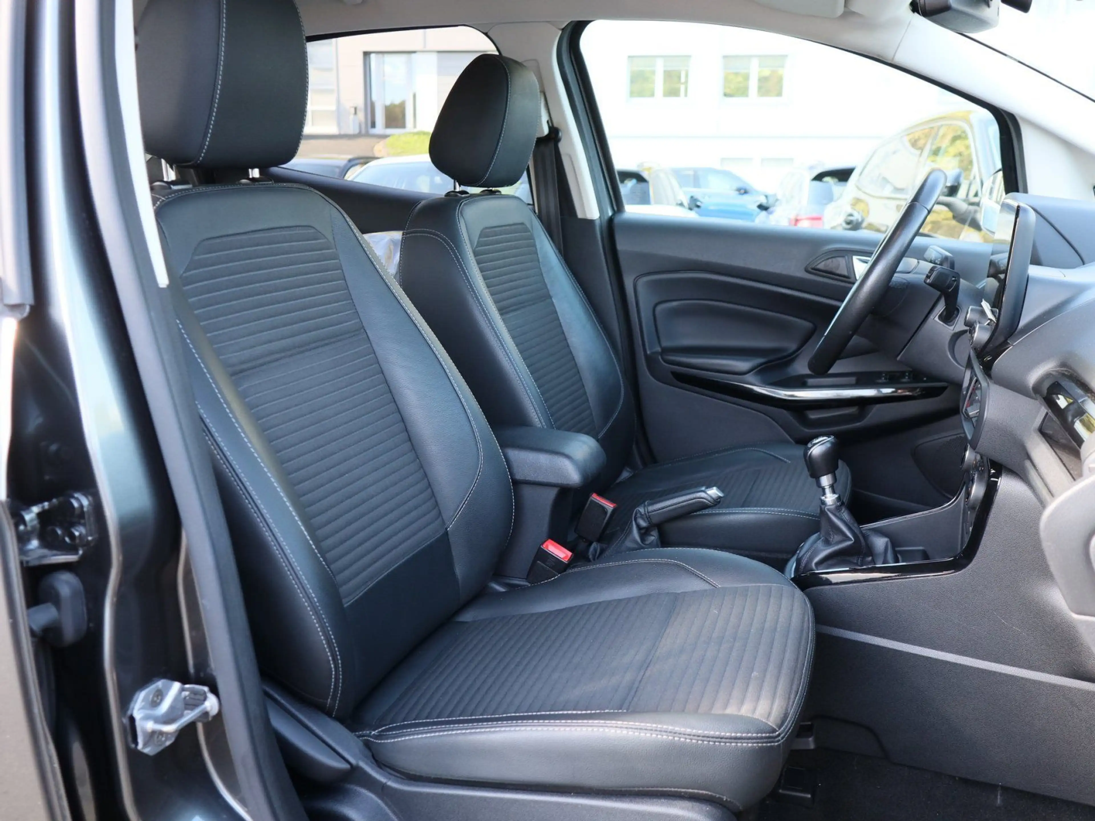 Ford EcoSport 1.0 ecoBoost Titanium AHK Navi Teillede — photo 5