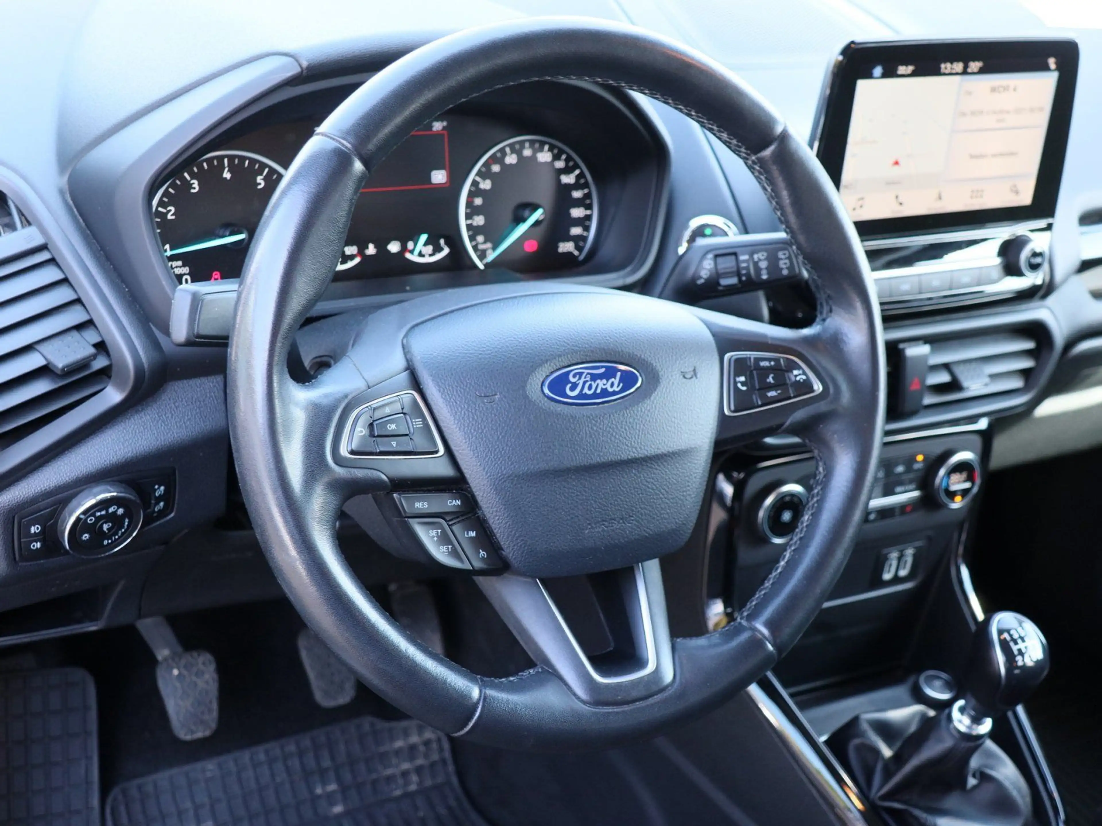 Ford EcoSport 1.0 ecoBoost Titanium AHK Navi Teillede — photo 9