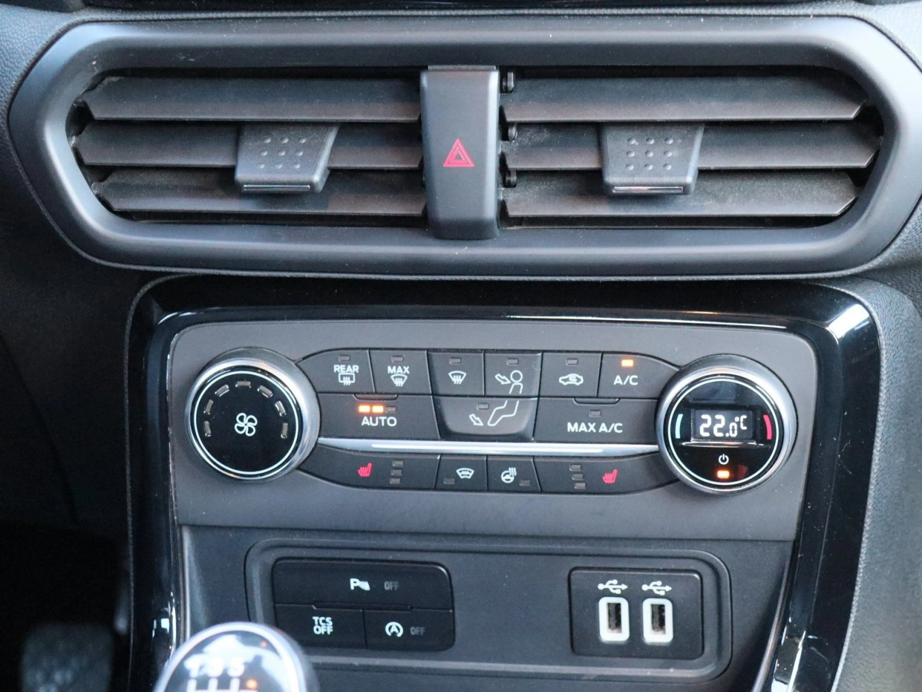 Ford EcoSport 1.0 ecoBoost Titanium AHK Navi Teillede — photo 8