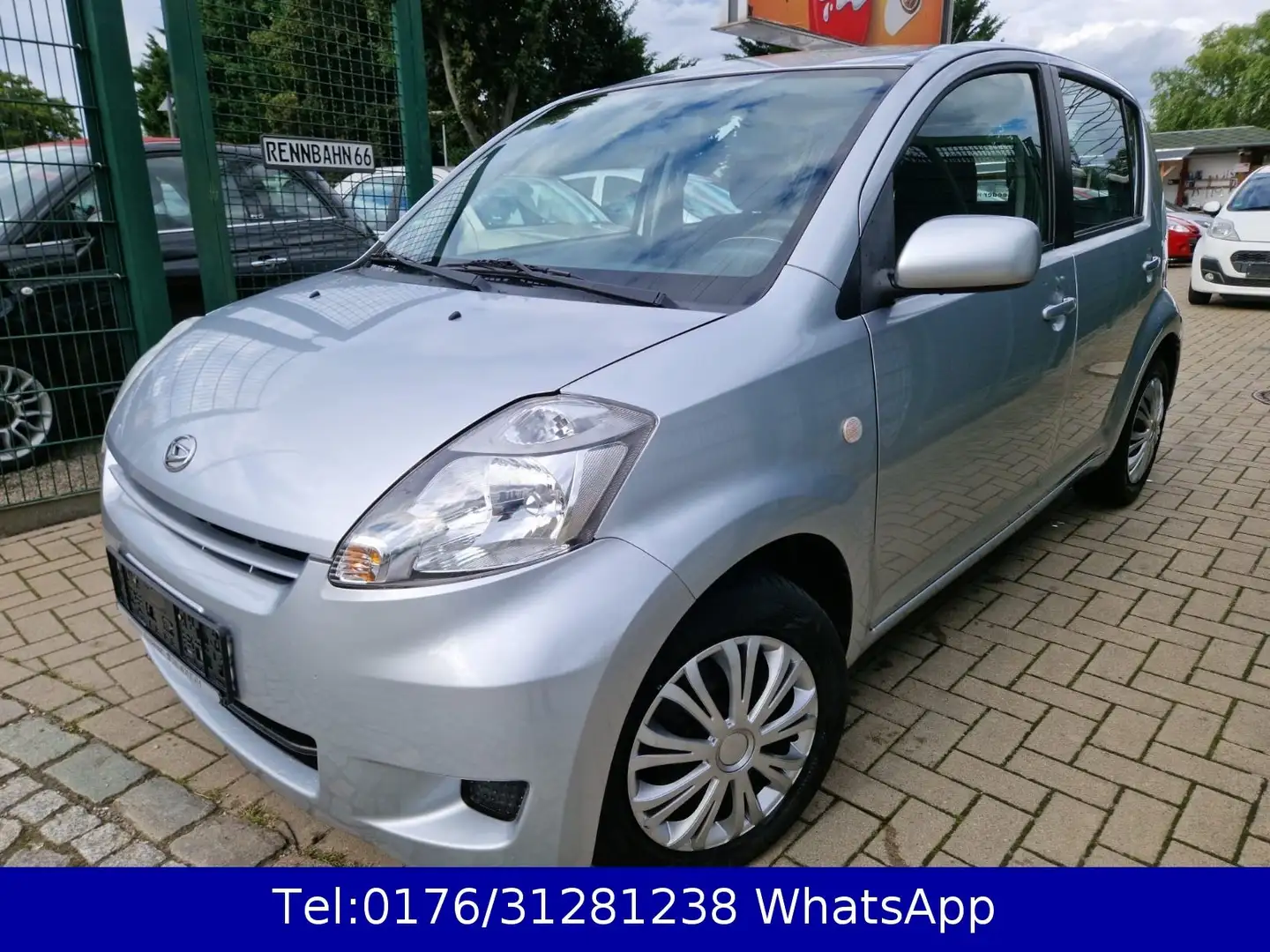 Daihatsu Sirion 1.0 !! Klima !! Tüv-Neu !! 4.Türig !! Stříbrná - 2