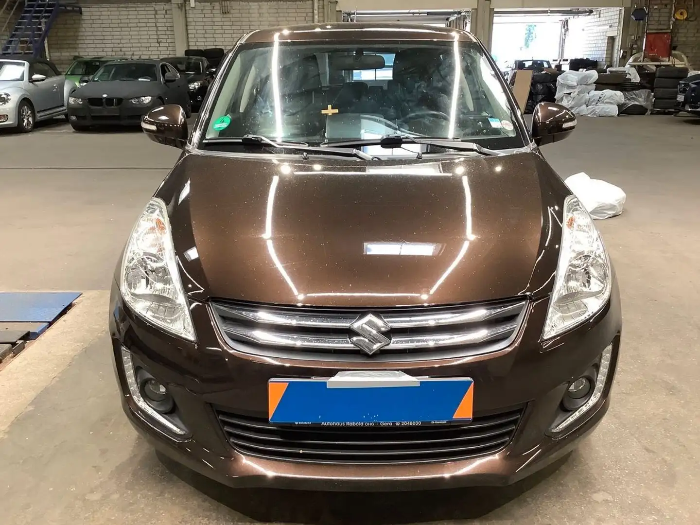 Suzuki Swift 1.2 Club 5türig ATG *SHZ*NAV*RKam*TEM*ALU* Braun - 2