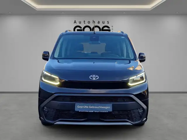 Toyota Proace City view 8