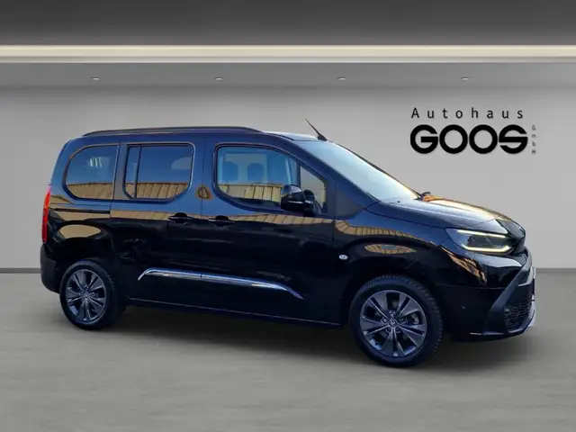 Toyota Proace City view 6