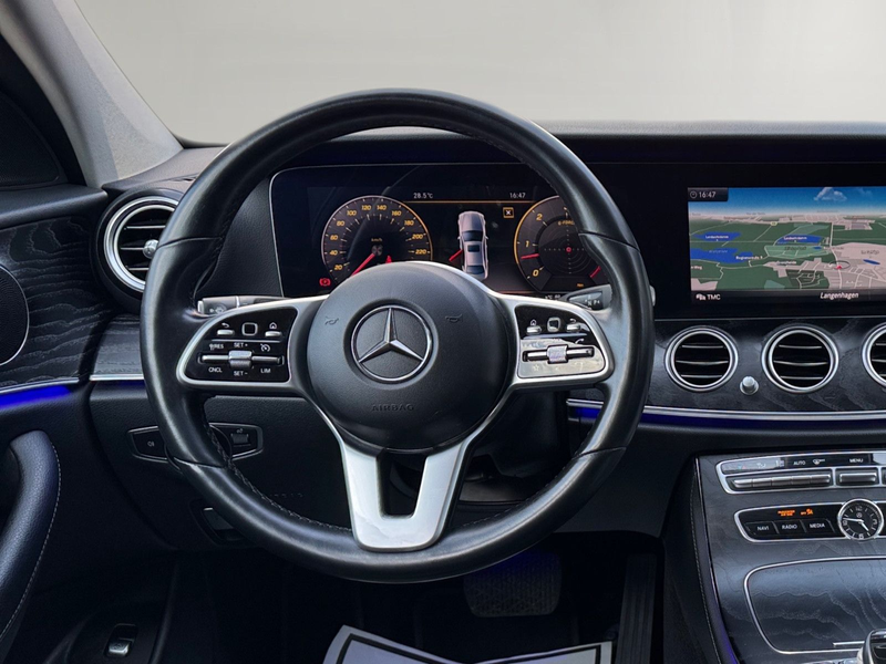 Mercedes-Benz E 400 D 4MATIC Limousine | AMG | 360° | — photo 15