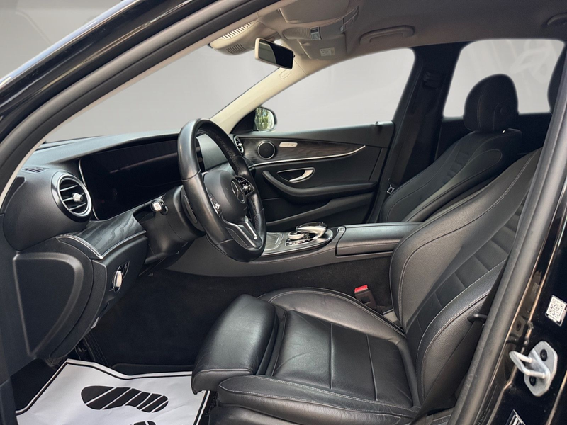 Mercedes-Benz E 400 D 4MATIC Limousine | AMG | 360° | — photo 12