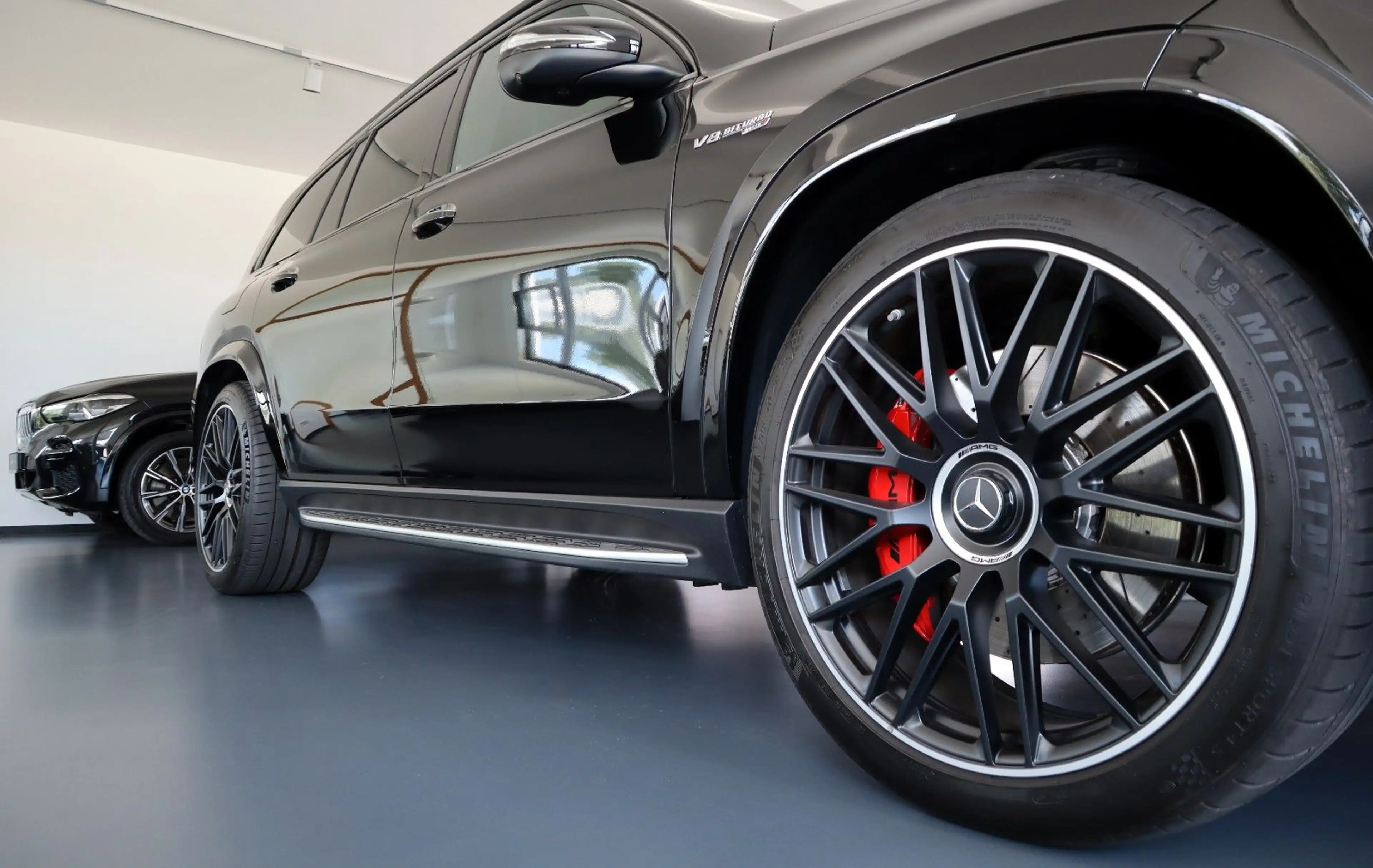 Mercedes-Benz GLS 63 AMG AMG / Carbon / 23" / Burmester / Standh. — photo 7