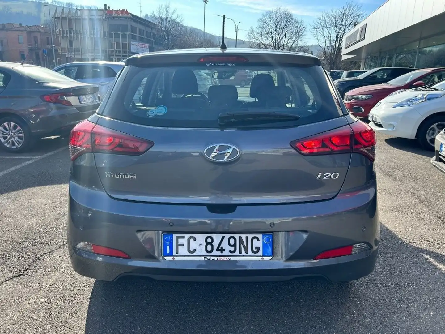 Hyundai i20 1.1 CRDi 12V 5P PER NEOPAT-GARANZIA-KM CERTIFIC - 2