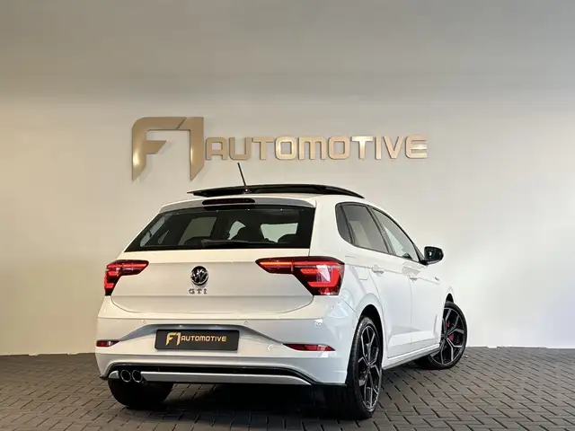 Volkswagen Polo view 5