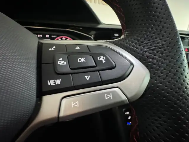 Volkswagen Polo view 13