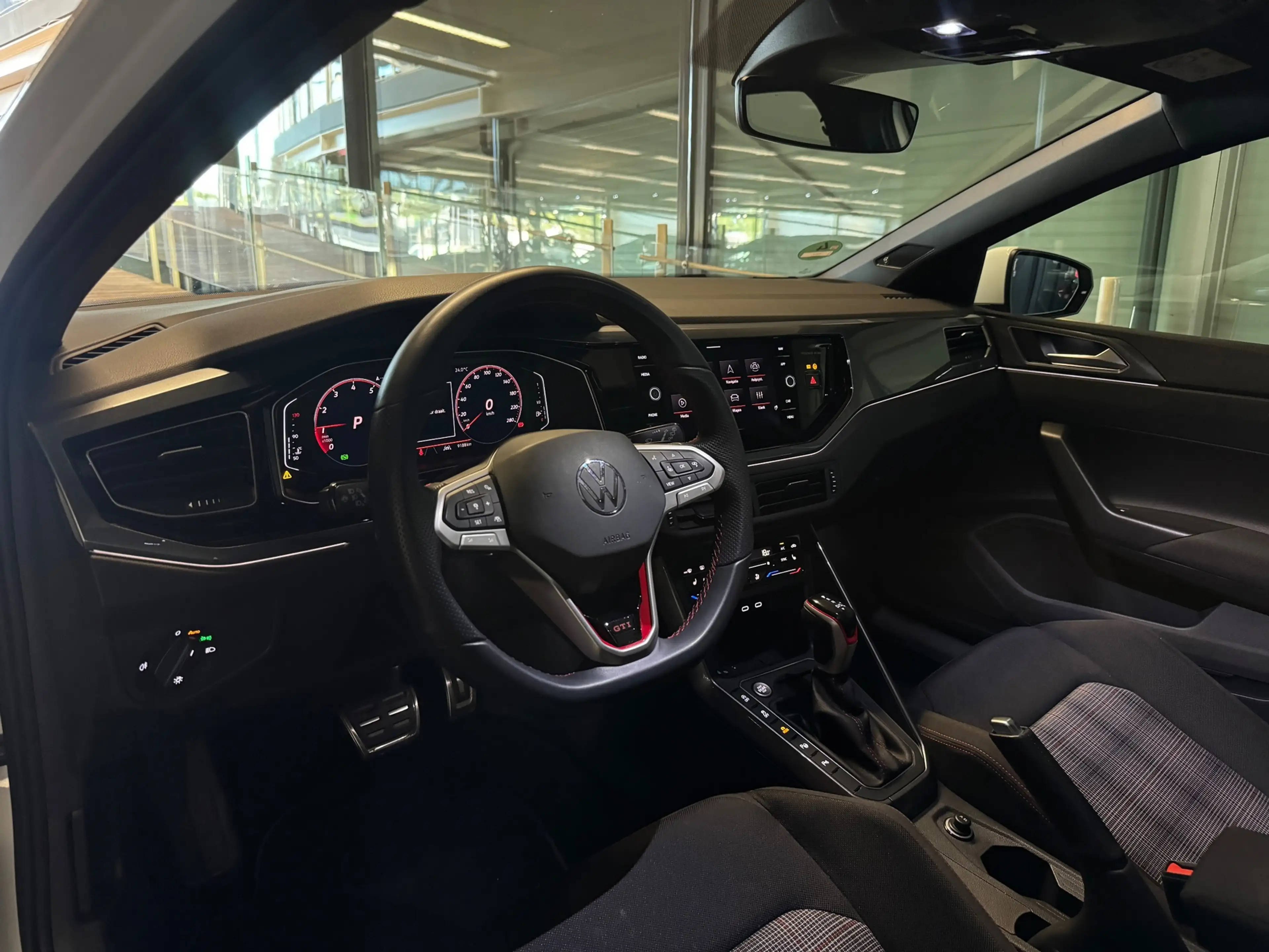 Volkswagen Polo GTI 2.0 TSI Pano|Beats|Alcantara|ACC|Lane Assist — photo 2