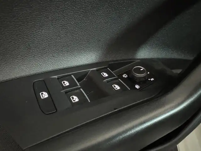 Volkswagen Polo view 14