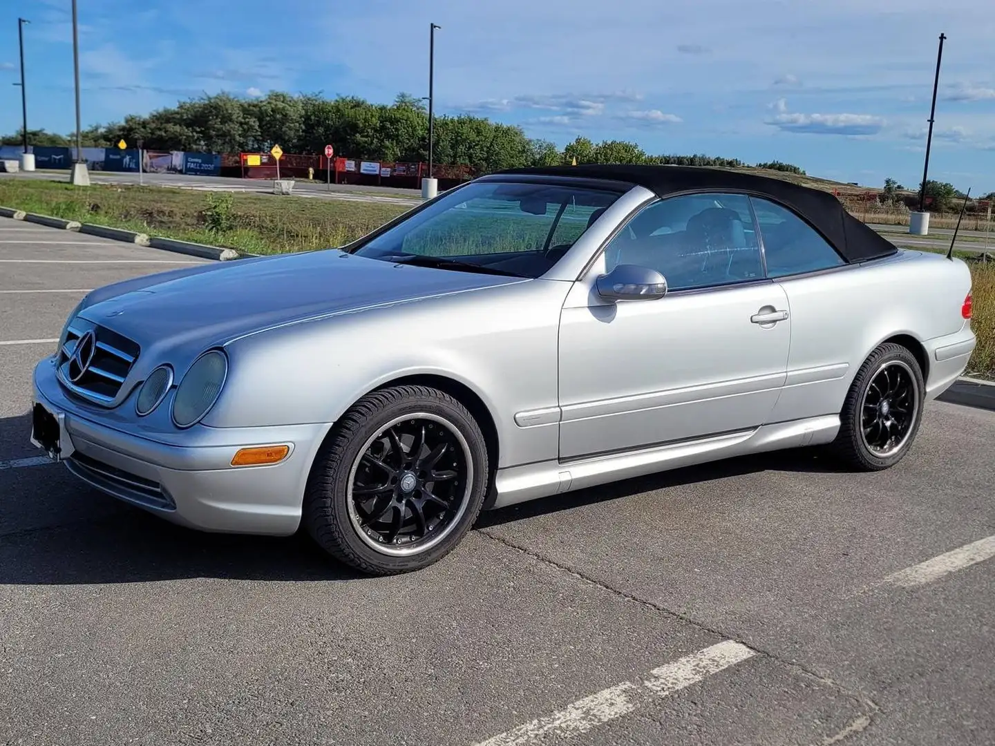 2001 Mercedes-Benz CLK | $ 9,999 | 130,000 km | Gasoline Convertible ...