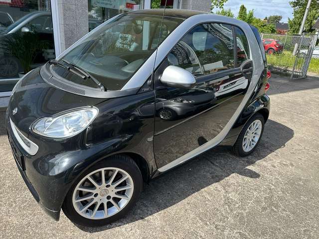 smart forTwo MHD Pano,