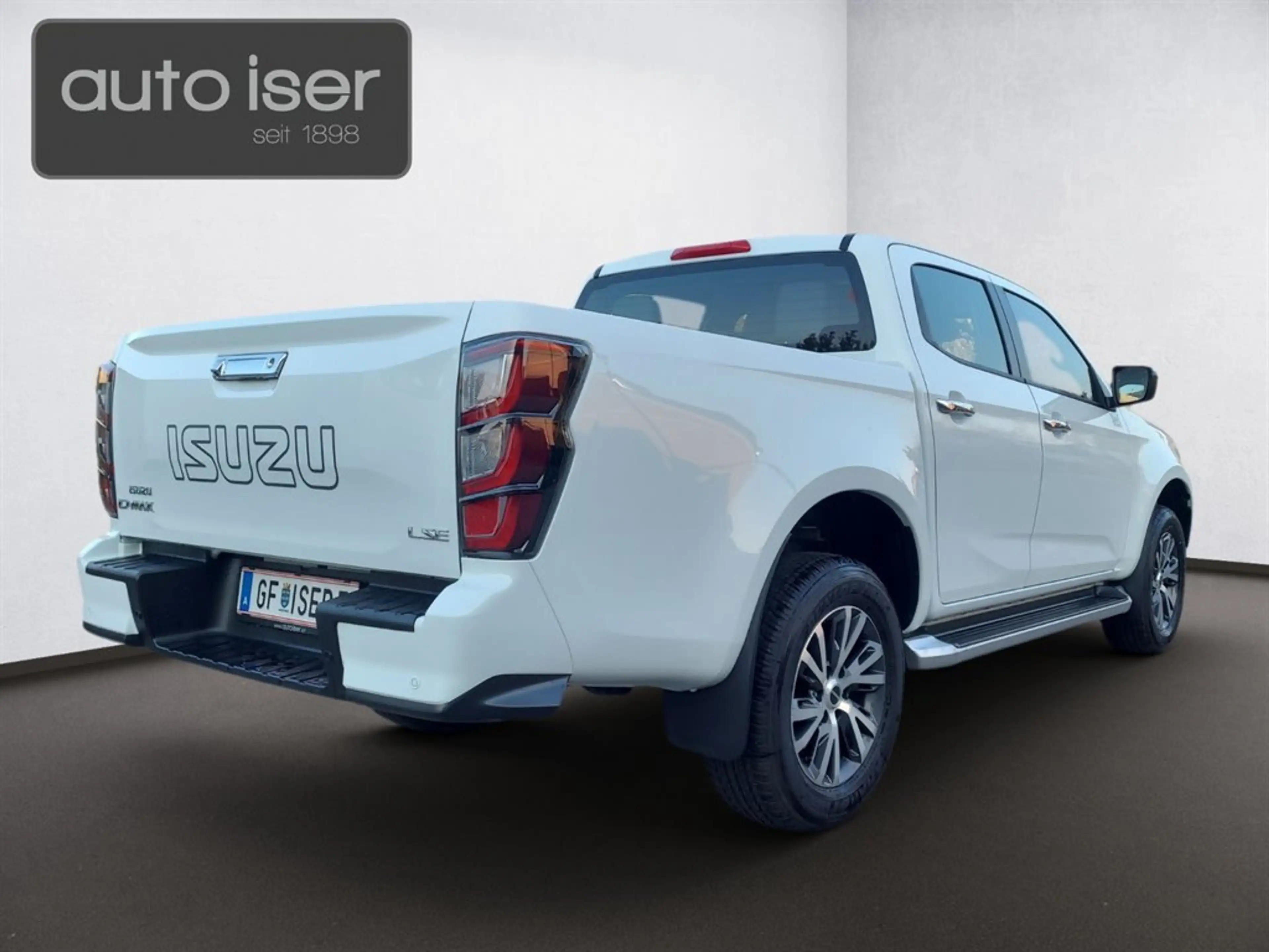 Isuzu D-Max Double Cab 4x4 LSE A/T Face Lift — photo 13