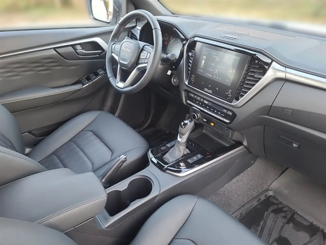 Isuzu D-Max 2025 — фото 14