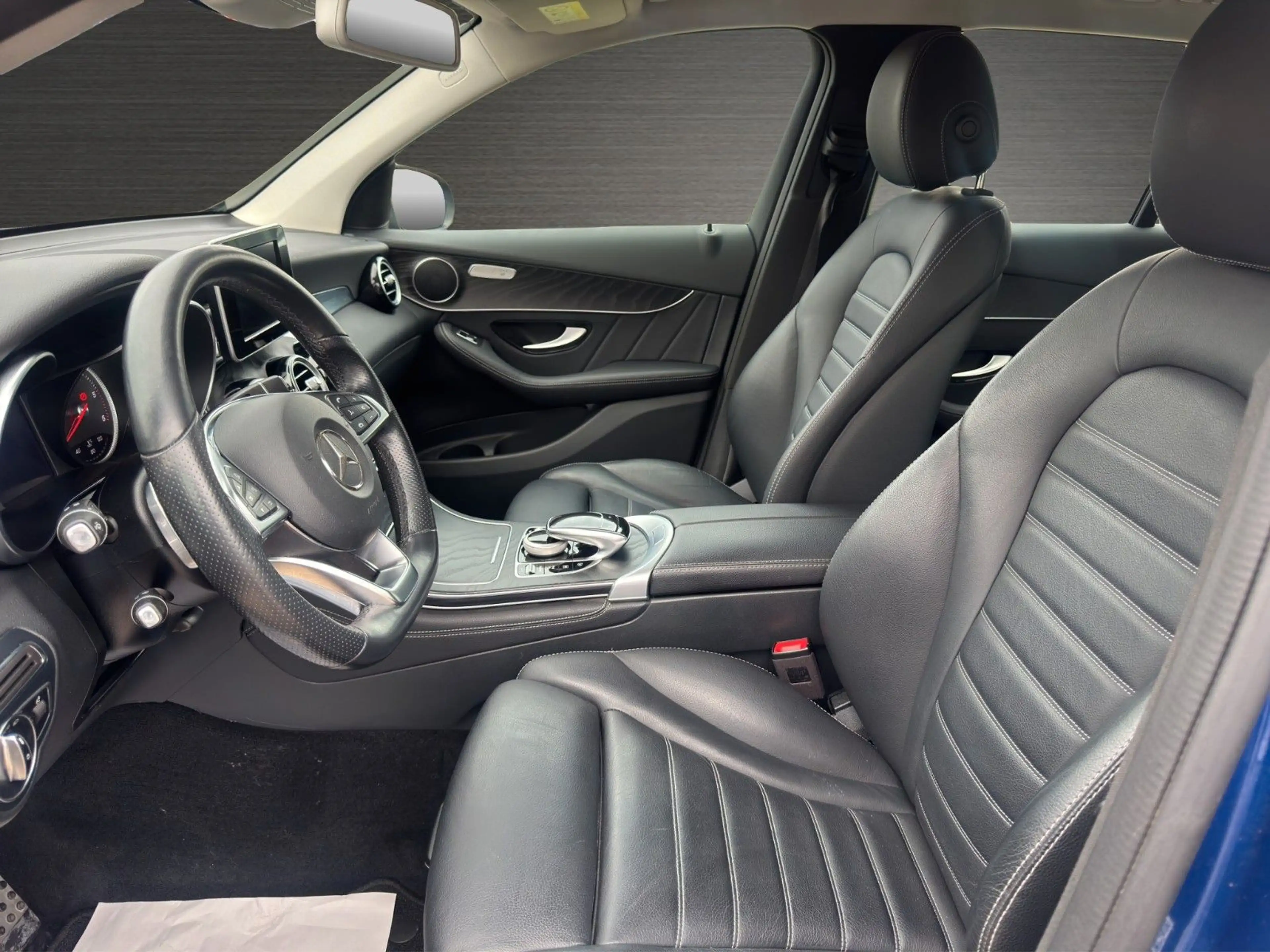 Mercedes-Benz GLC 350 d 4Matic AMG-Line LED Leder Kamera SHZ — photo 10