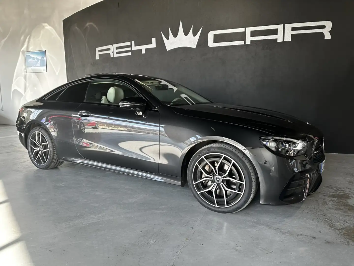 Mercedes-Benz E 400 400d 4Matic 9G-Tronic Gris - 2