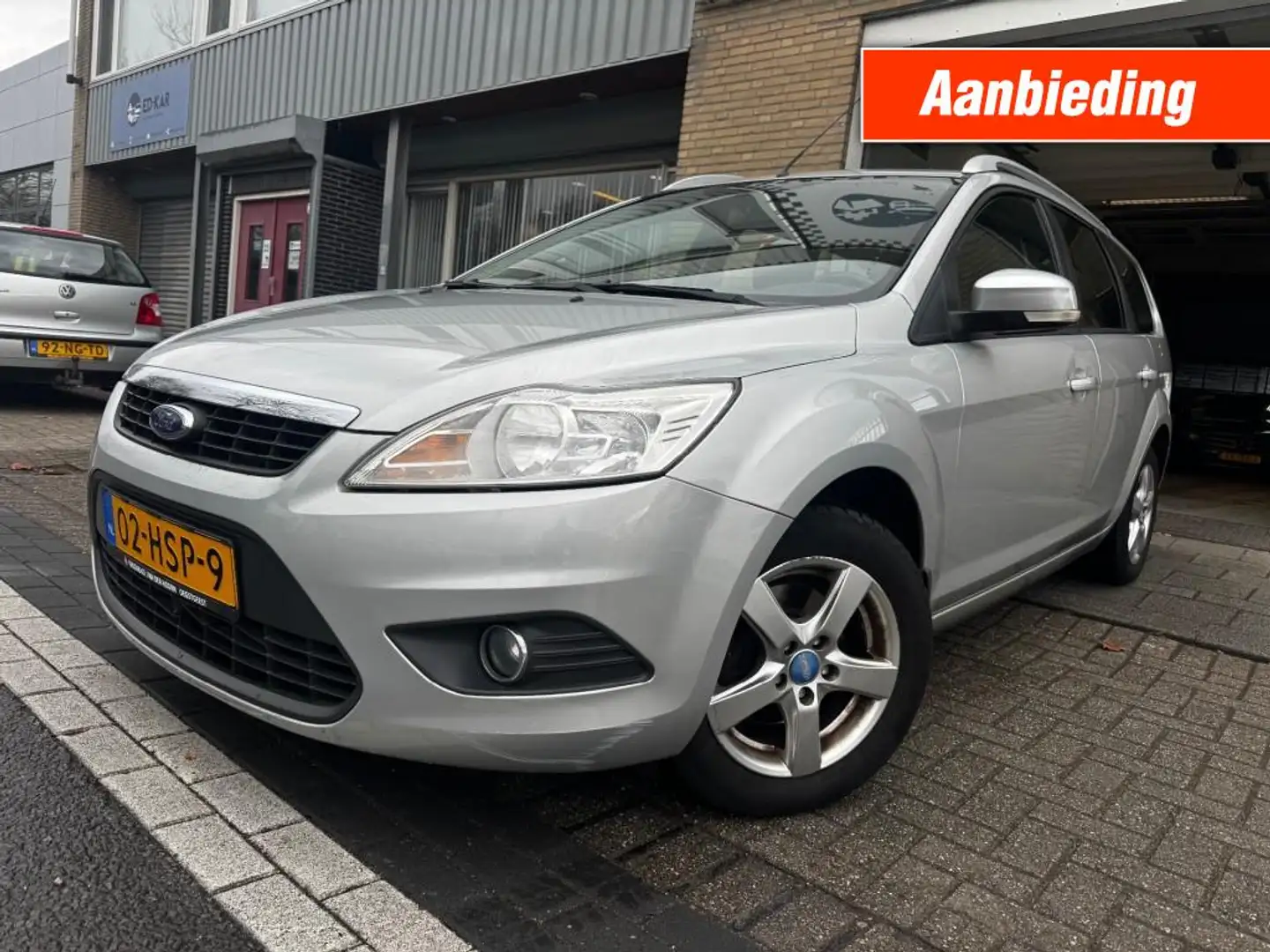 Ford Focus 1.6 Trend AIRCO NETTE AUTO RIJDT GOED NAP APK 11-2 Gris - 1
