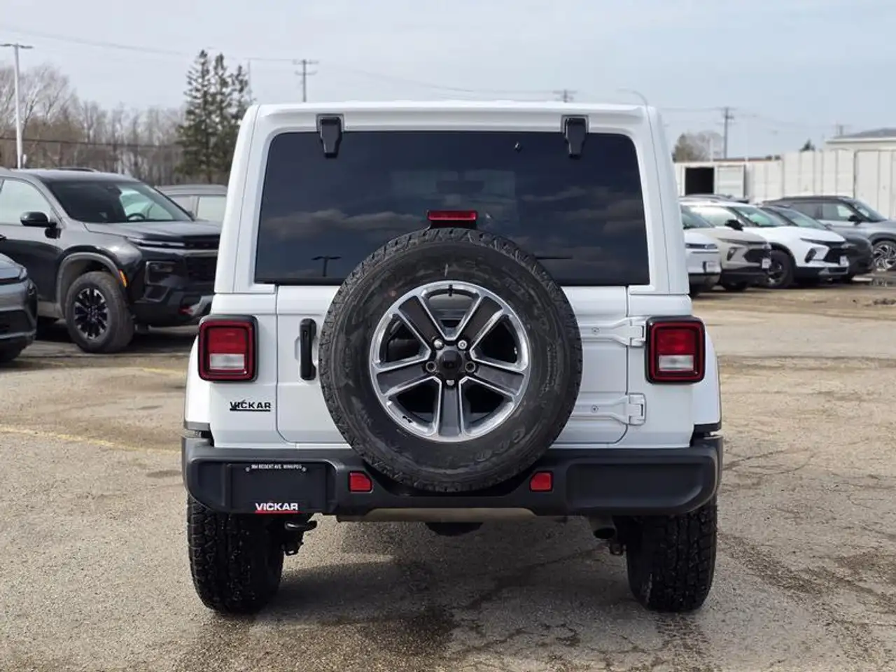 Jeep Wrangler снимка Jeep Wrangler