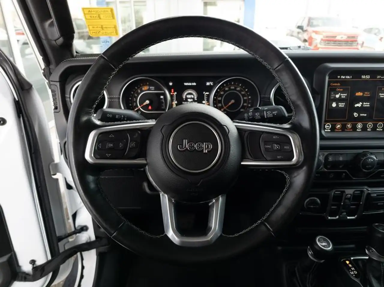 Jeep Wrangler снимка Jeep Wrangler