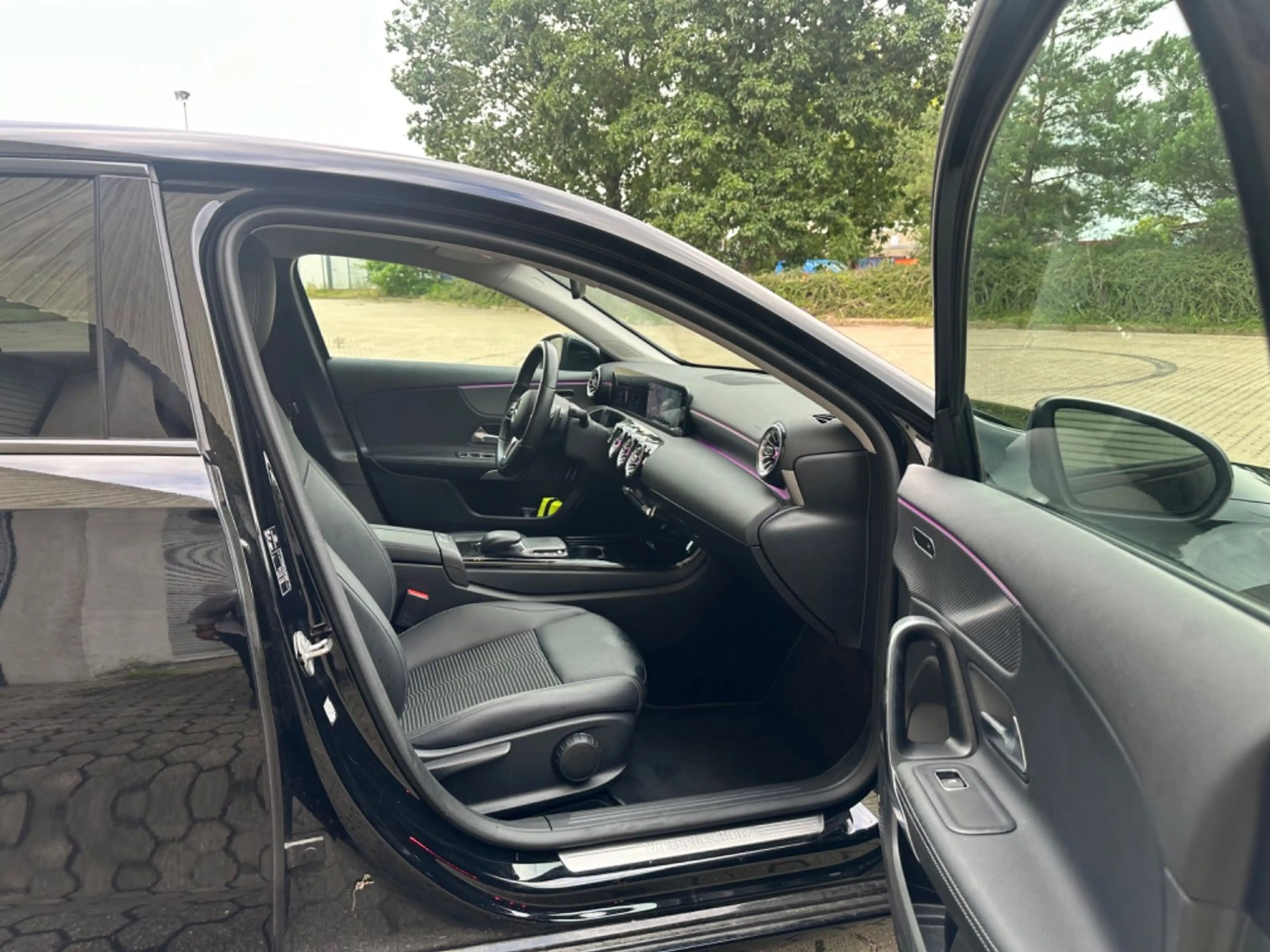 Mercedes-Benz A 200 d Limousine*8G-DCT*Progressive*Widescreen* — photo 15