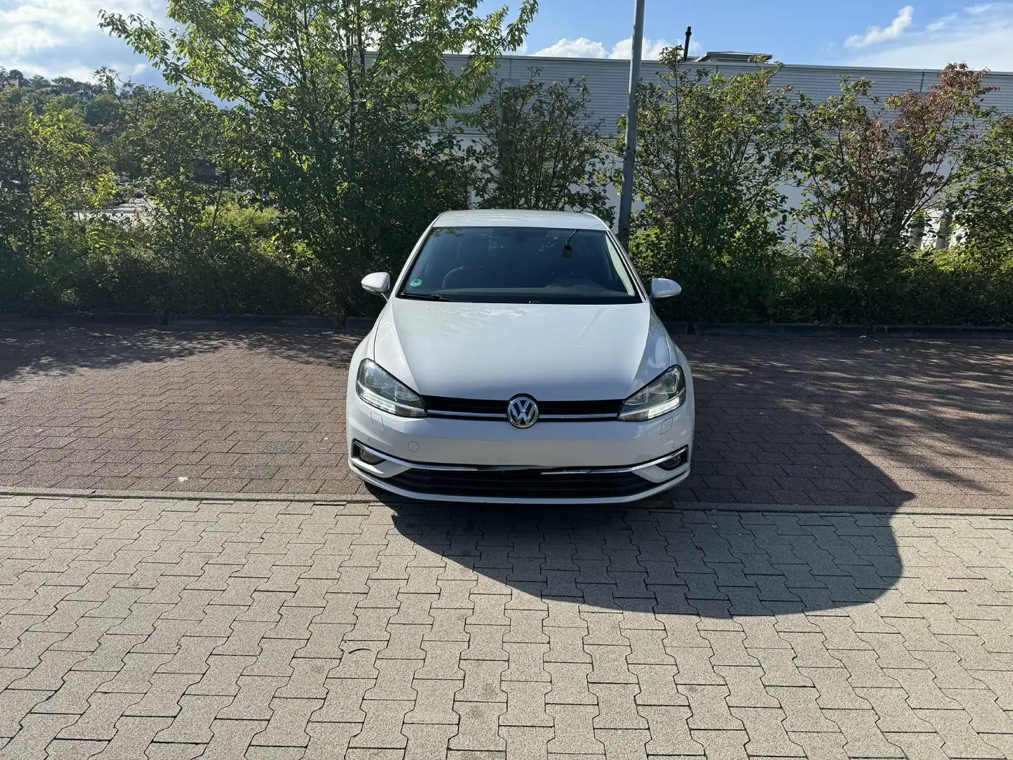 Volkswagen Golf 1.5 TSI ACT DSG Sound - 2