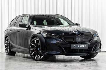 M60 Touring xDrive M Sport Pro Carbon B&W Pano ACC