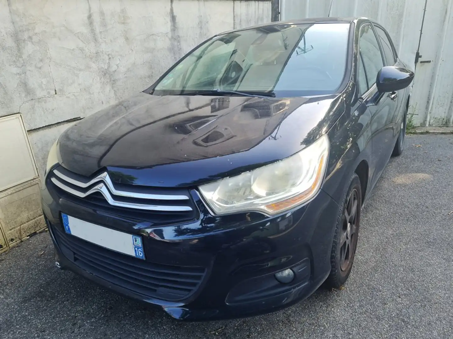 Citroen C4 HDI 110 Noir - 1