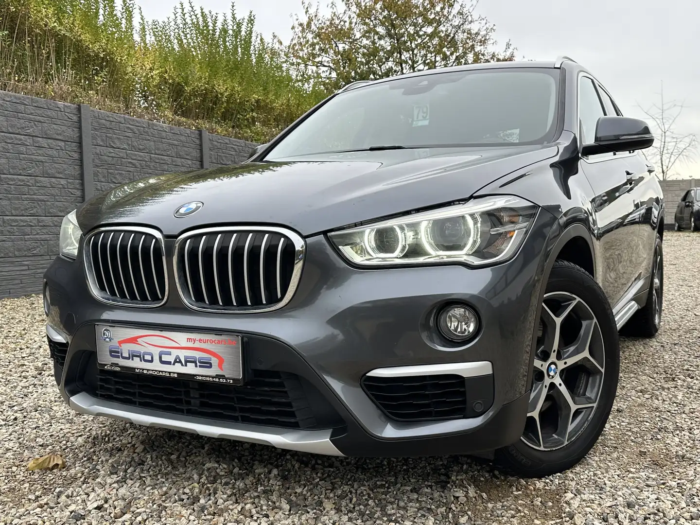 BMW X1 1.5i sDrive18 PACK SPORT/FULL/CUIR/GPS/H&K/HEAD UP Gris - 1
