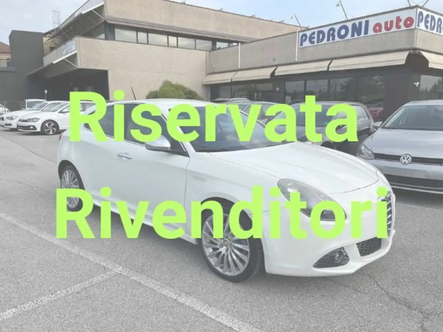Alfa Romeo Giulietta 1.4 Turbo MultiAir Distinctive 170 CV 6M 5p Blanc - 1