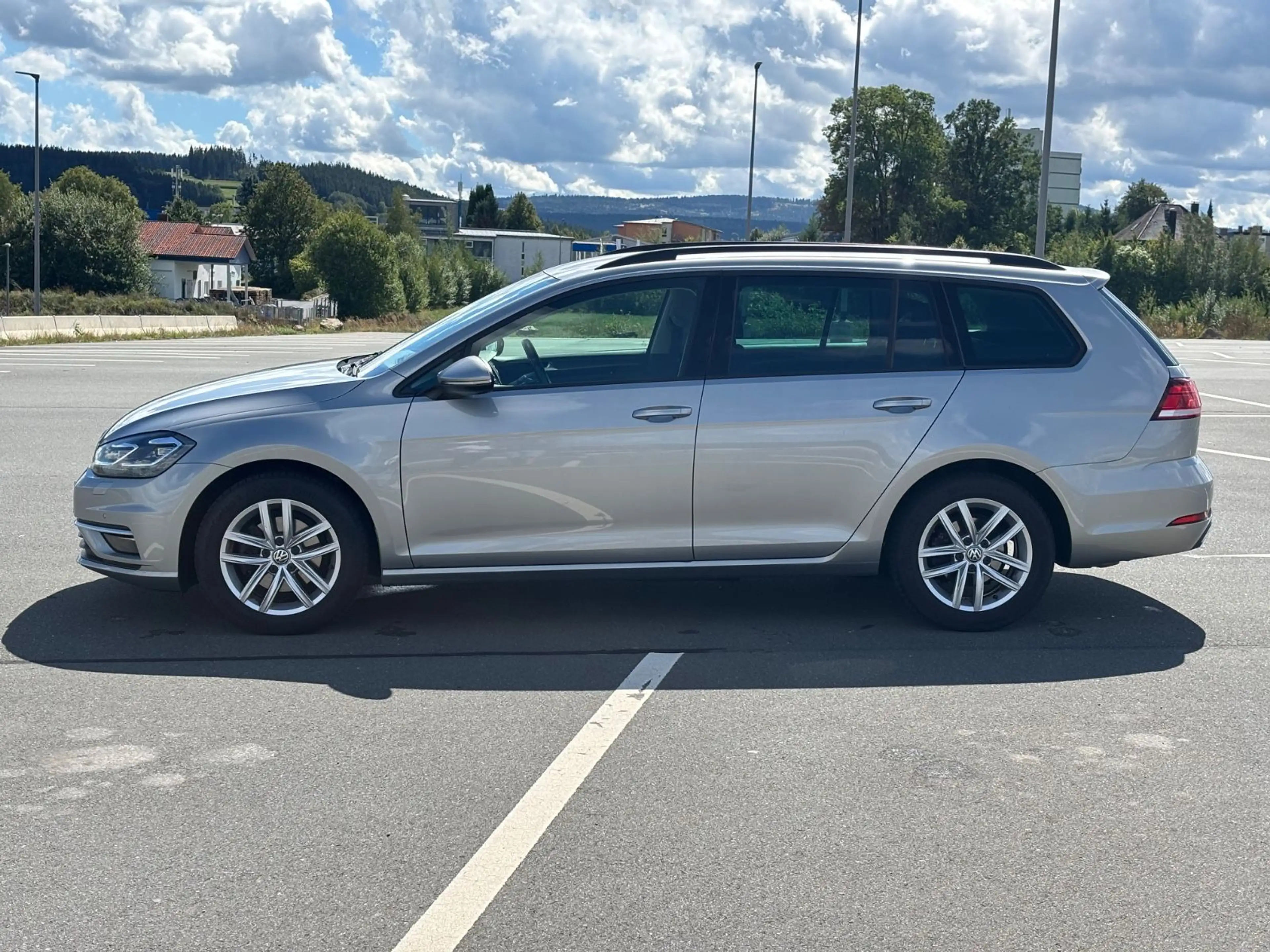 Volkswagen Golf VII 1.4 TSI Variant Comfortline Xenon ACC — photo 7