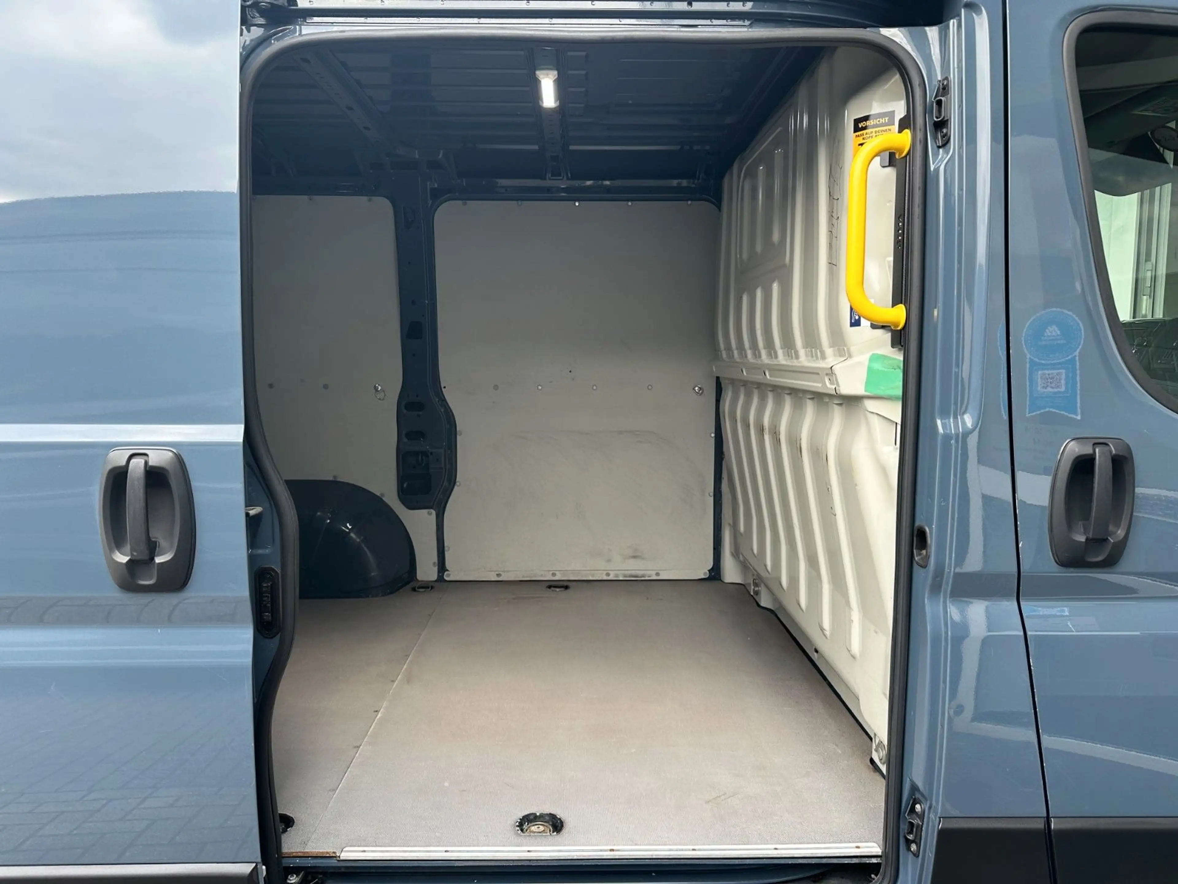 Peugeot Boxer Kasten 328 2.2BlueHDi 120 Pro*TÜV&Insp.NEU — photo 13