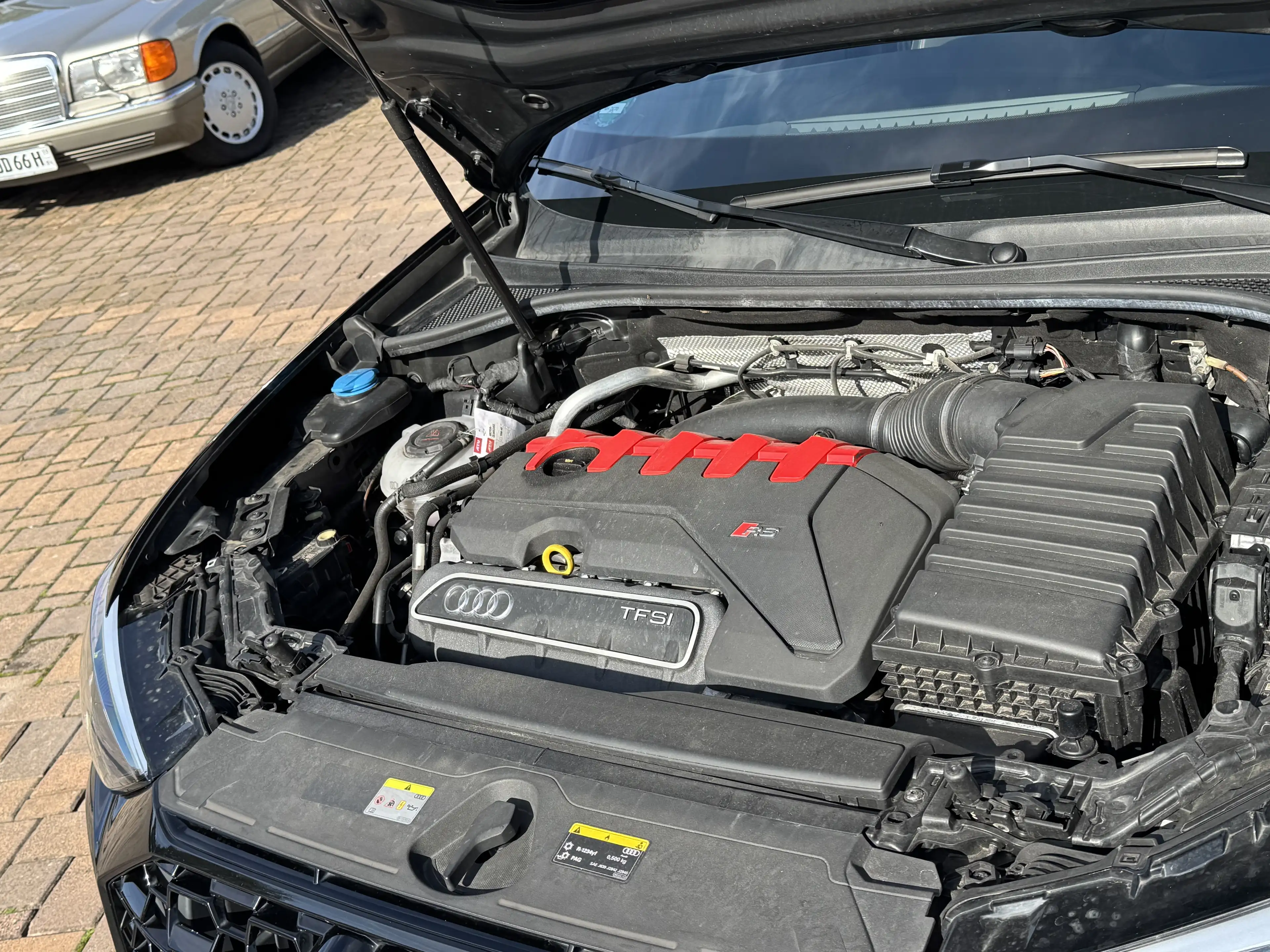 Audi RS Q3 2.5 TFSI quattro AHK 360Grad B&O Raute Leder Panodach — photo 9