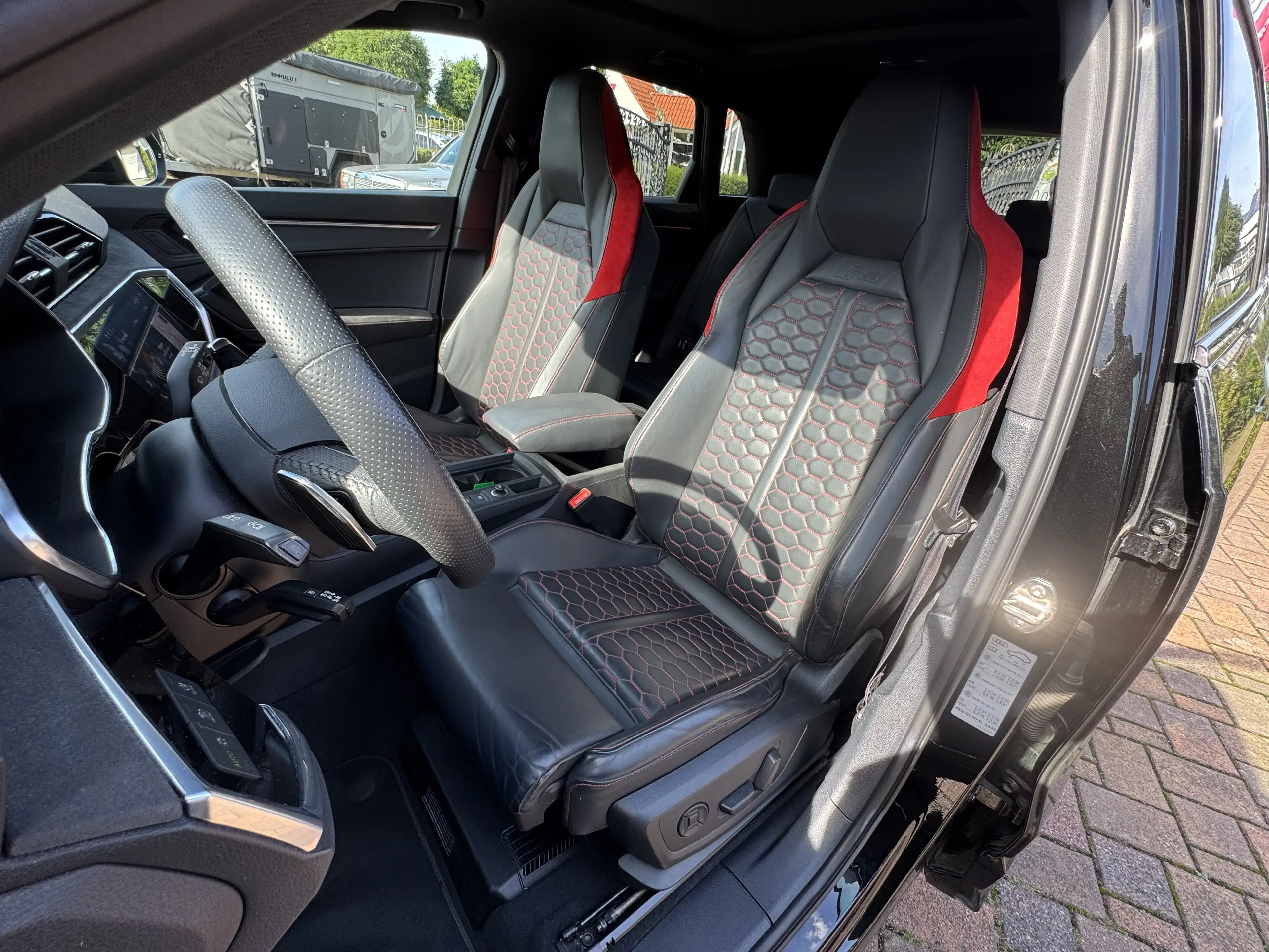 Audi RS Q3 2.5 TFSI quattro AHK 360Grad B&O Raute Leder Panodach — photo 5