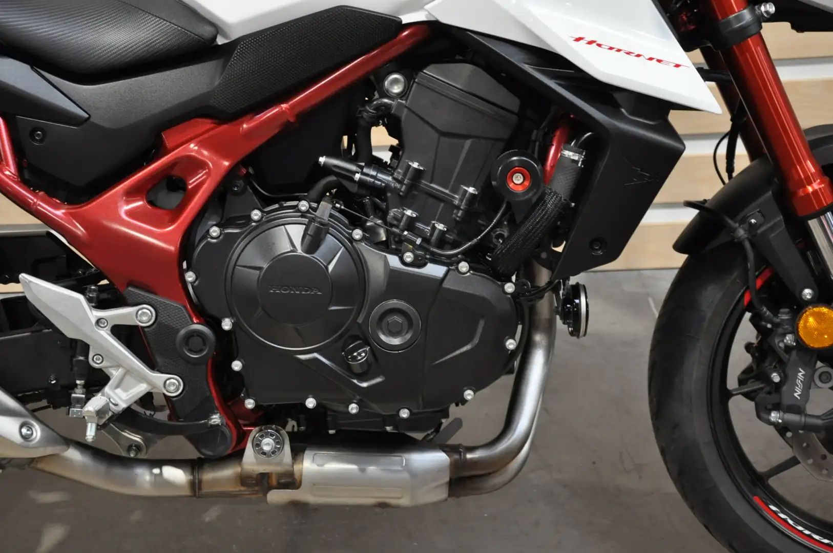 Honda Hornet Blanco - 2