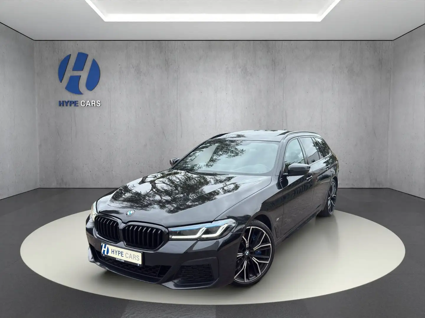 BMW 540 d xD M Sport Laser Pano RFK H/K HUD AHK Schwarz - 1