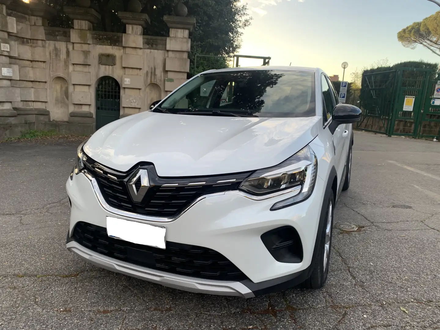 Renault Captur 1.0 tce Intens 100CV INICO PROPRIETARIO KM44400 Bianco - 2