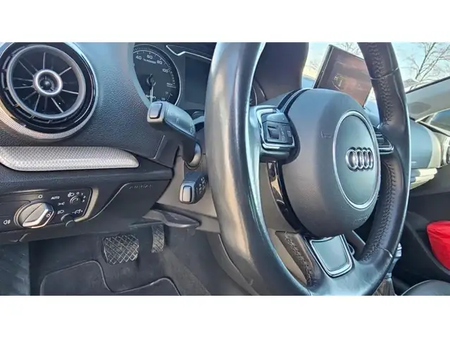 Audi E-Tron view 6