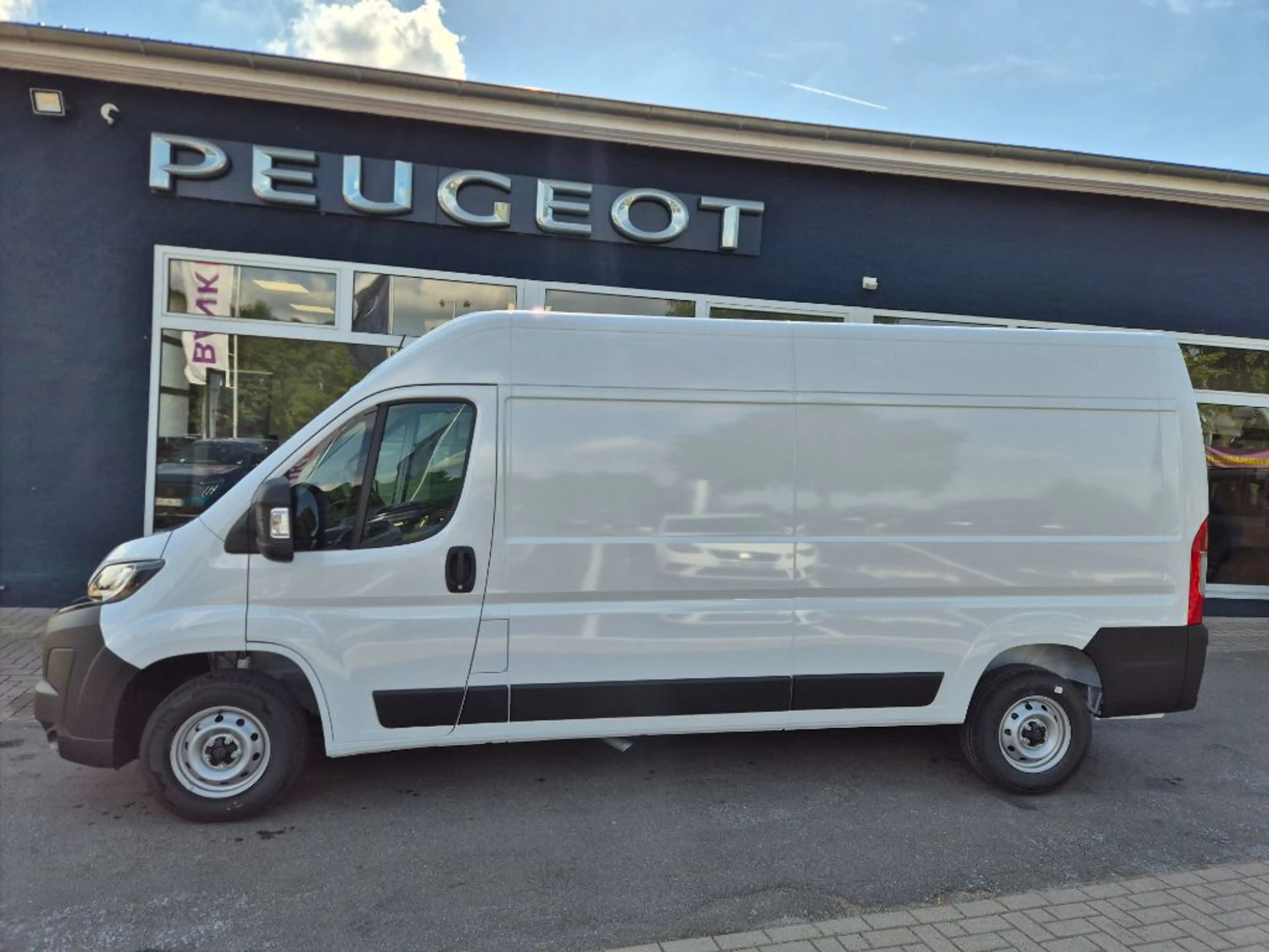 Peugeot Boxer 2,2 HDI 140 L3H2 — photo 6