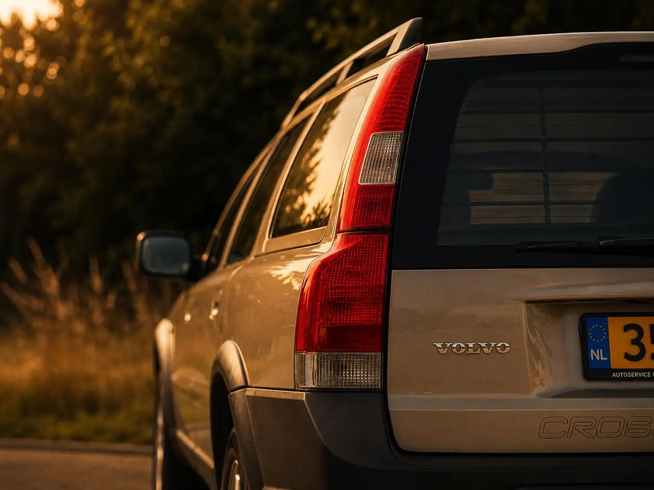 Volvo XC70 Cross Country 2.4 T Geartr. Comf. Automaat | Mooie, foto 7