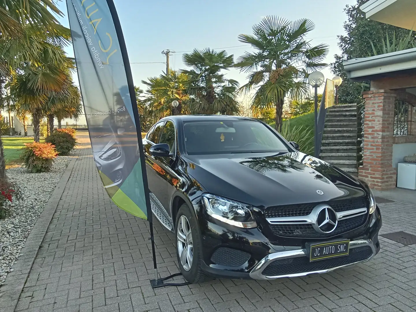 Mercedes-Benz GLC 220 GLC Coupe 4 MATIC UNICO PROPRIETARIO Nero - 1