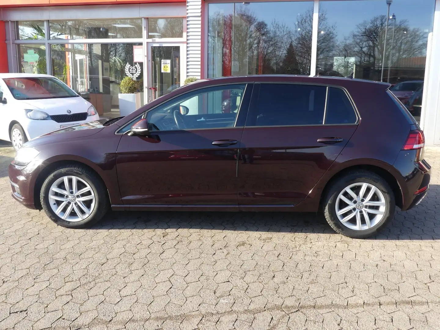 Volkswagen Golf VII Lim. Highline DSG Velours*ACC*1.Hand Mauve - 2