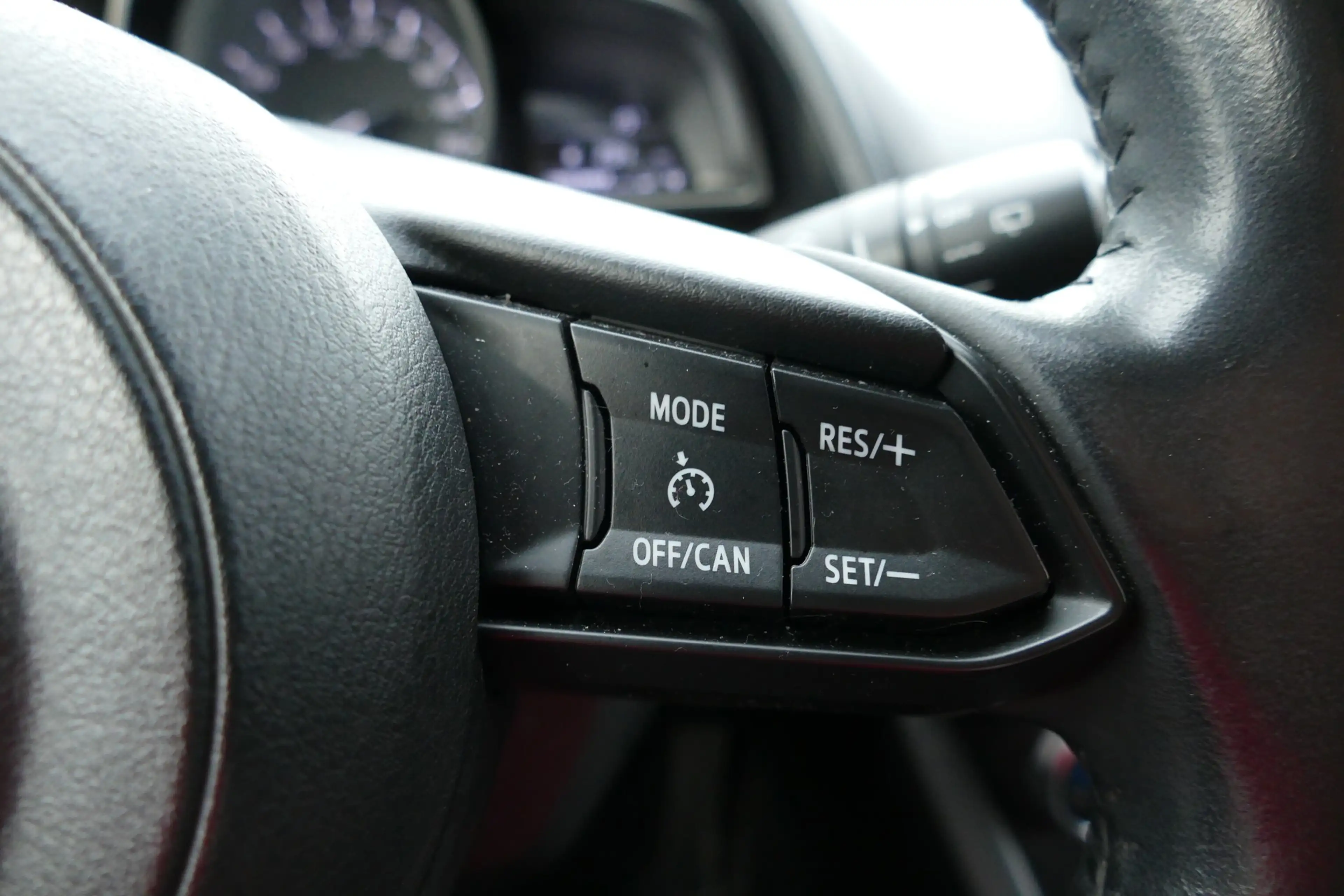 Mazda CX-3 2.0 Center-Line LED Navi Totwinkel AHK — photo 10